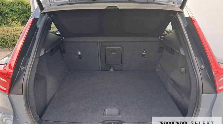 Volvo XC 40 cena 149900 przebieg: 39525, rok produkcji 2020 z Radłów małe 326